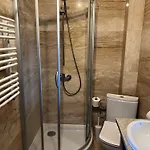 Szara Tuz Przy Wyciagu Na Szrenice Oda ve Kahvaltı