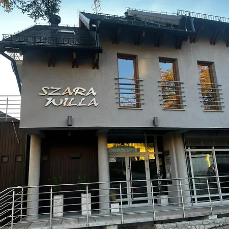 Szara Tuz Przy Wyciagu Na Szrenice Oda ve Kahvaltı Szklarska Poreba
