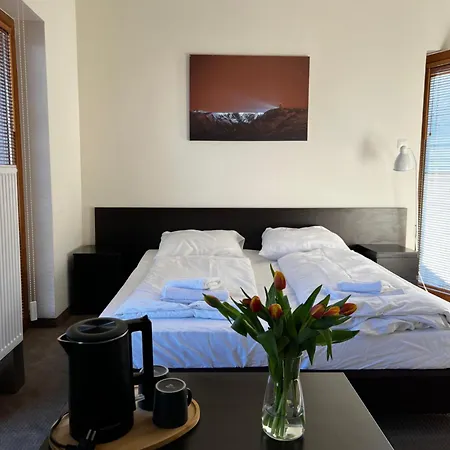 Bed & Breakfast Szara Tuz Przy Wyciagu Na Szrenice *
