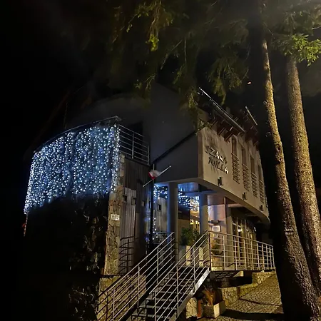 Szara Tuz Przy Wyciagu Na Szrenice * Szklarska Poreba