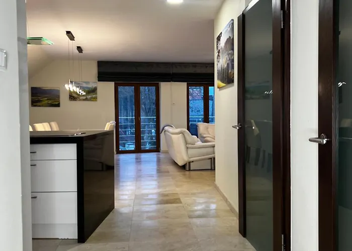 Szara Tuz Przy Wyciagu Na Szrenice Szklarska Poreba