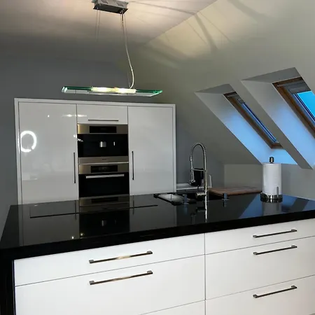 Szara Tuz Przy Wyciagu Na Szrenice Bed & Breakfast