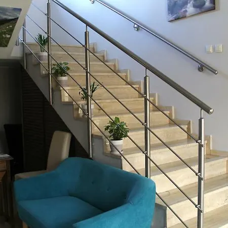 Szara Tuz Przy Wyciagu Na Szrenice