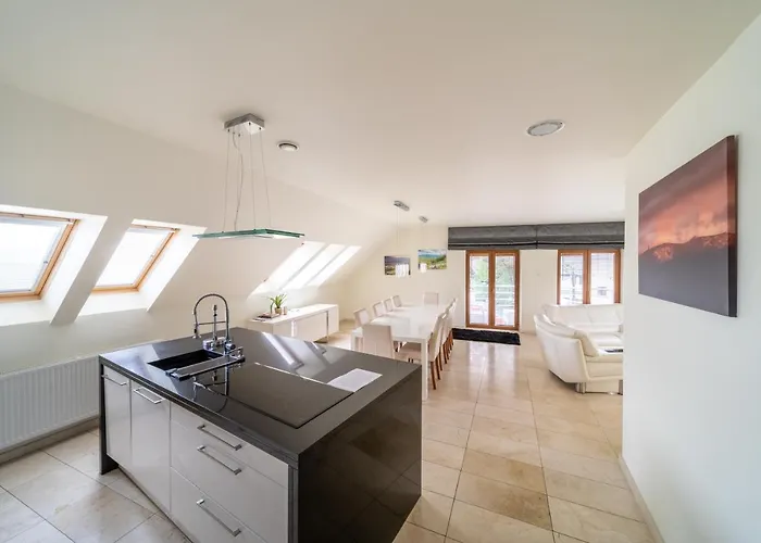 Szara Tuz Przy Wyciagu Na Szrenice Szklarska Poreba