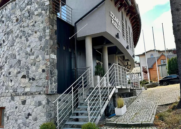 Szara Tuz Przy Wyciagu Na Szrenice Bed & Breakfast