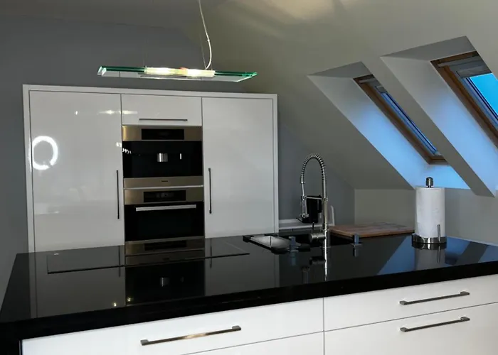 Szara Tuz Przy Wyciagu Na Szrenice Bed & Breakfast