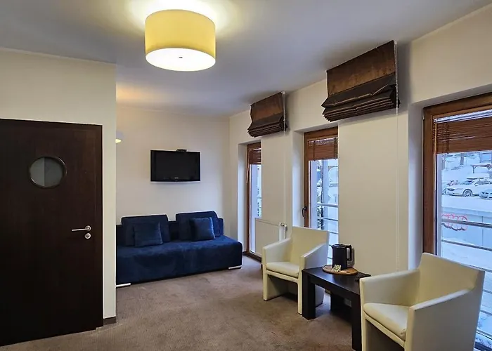 Szara Tuz Przy Wyciagu Na Szrenice Bed & Breakfast